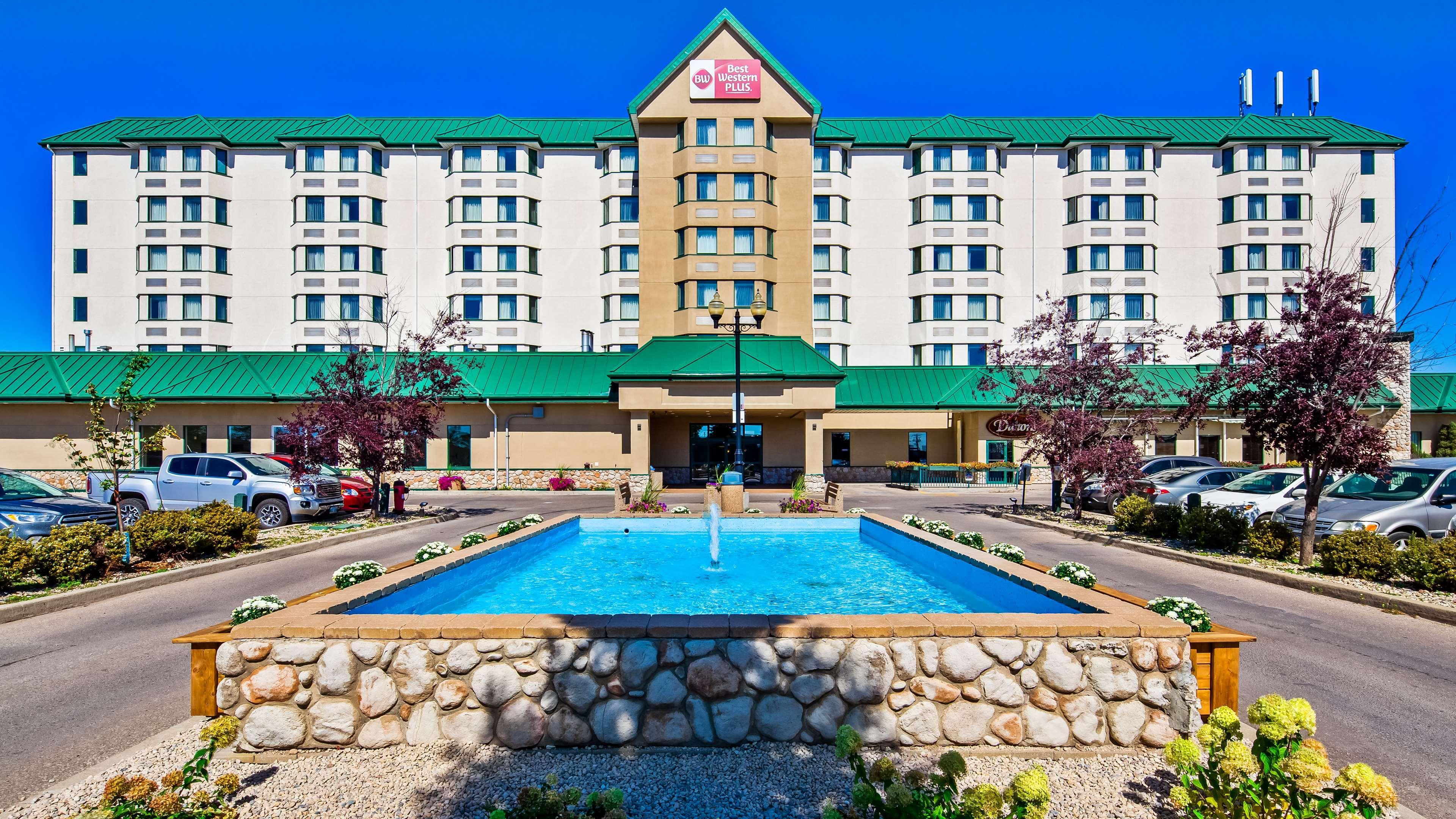 Best Western Plus Winnipeg Airport Hotel Экстерьер фото