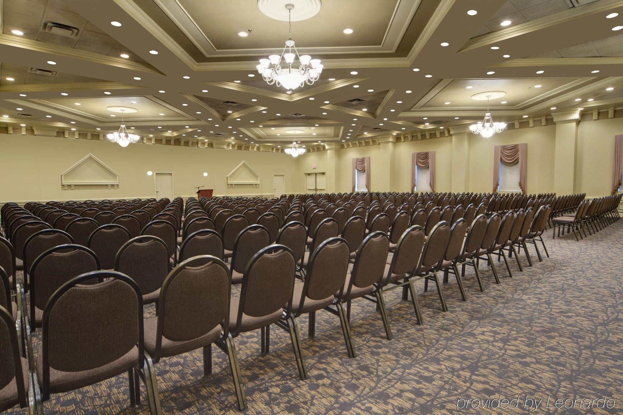 Best Western Plus Winnipeg Airport Hotel Экстерьер фото