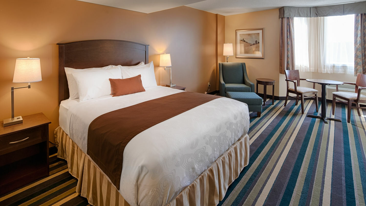 Best Western Plus Winnipeg Airport Hotel Экстерьер фото